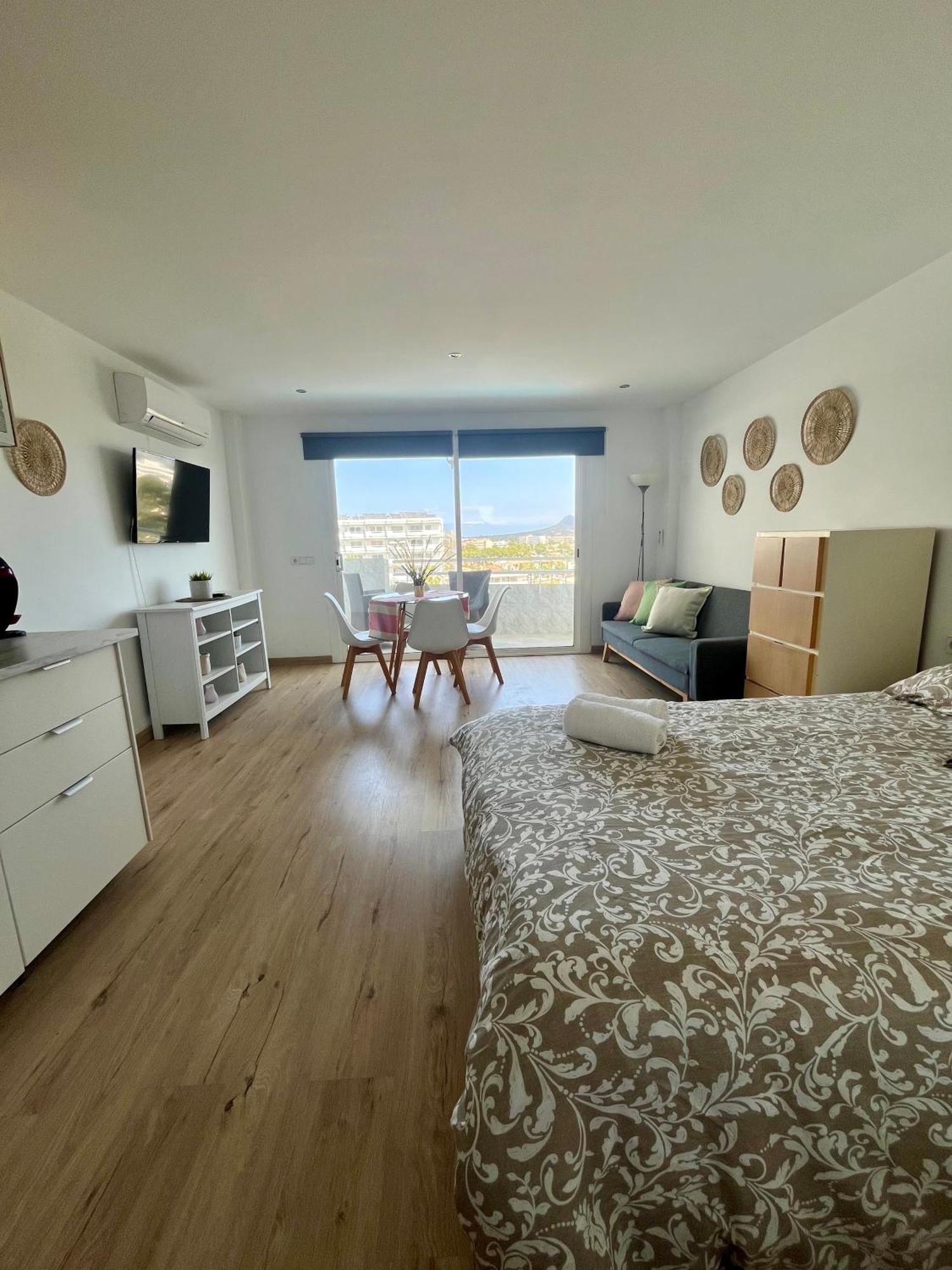 Summer In Alcudia With Pool-a/c-wifi-netflix... * Port d'Alcúdia