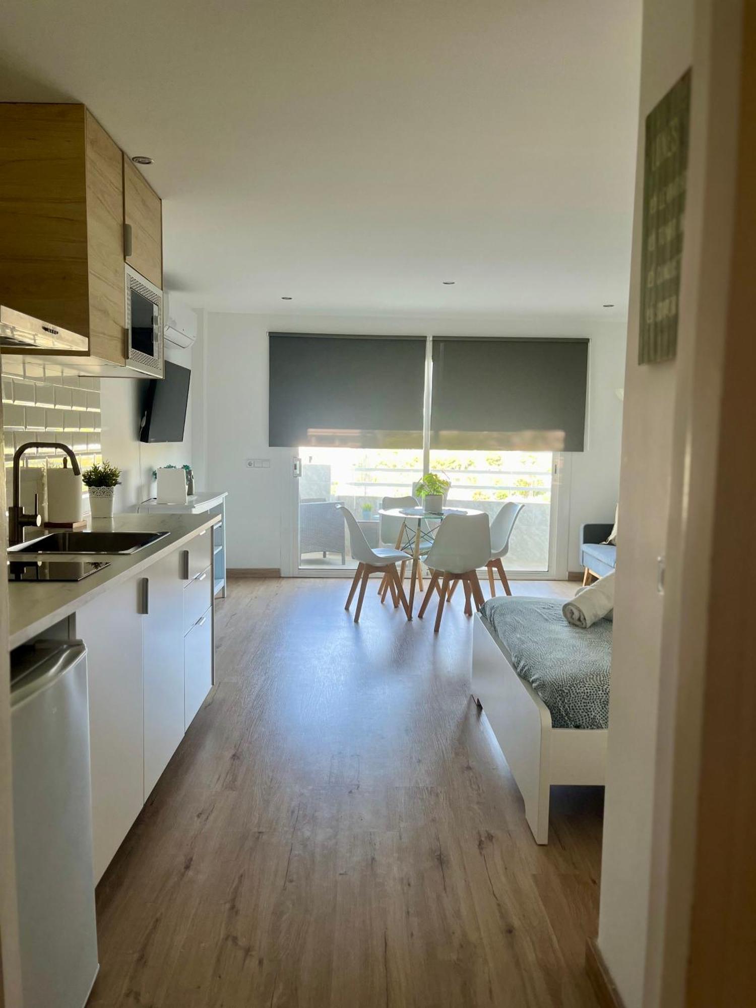 Summer In Alcudia With Pool-a/c-wifi-netflix... Apartamento